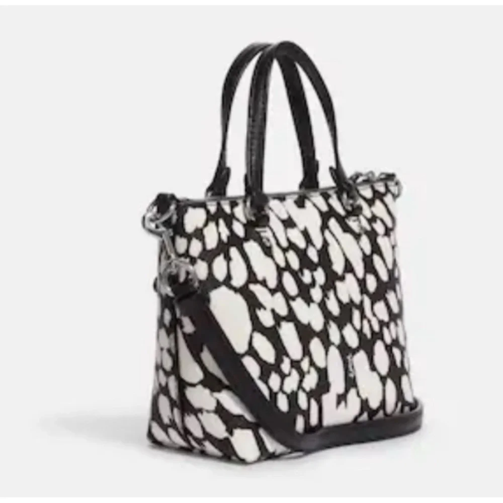 Coach Mini Gallery Crossbody spotted animal print black/chalk NWOT - Picture 6 of 14